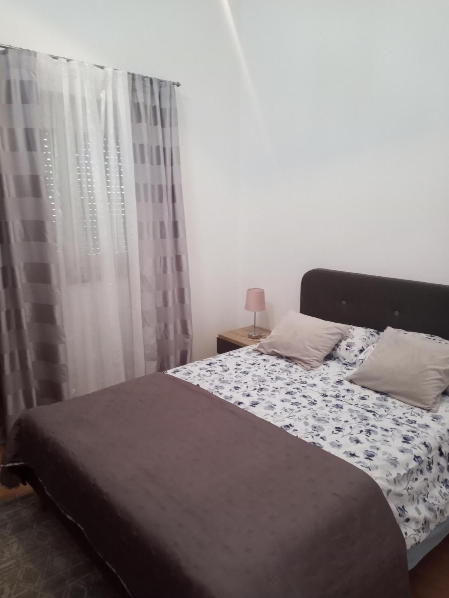 Apartmani Alma Pula Extérieur photo