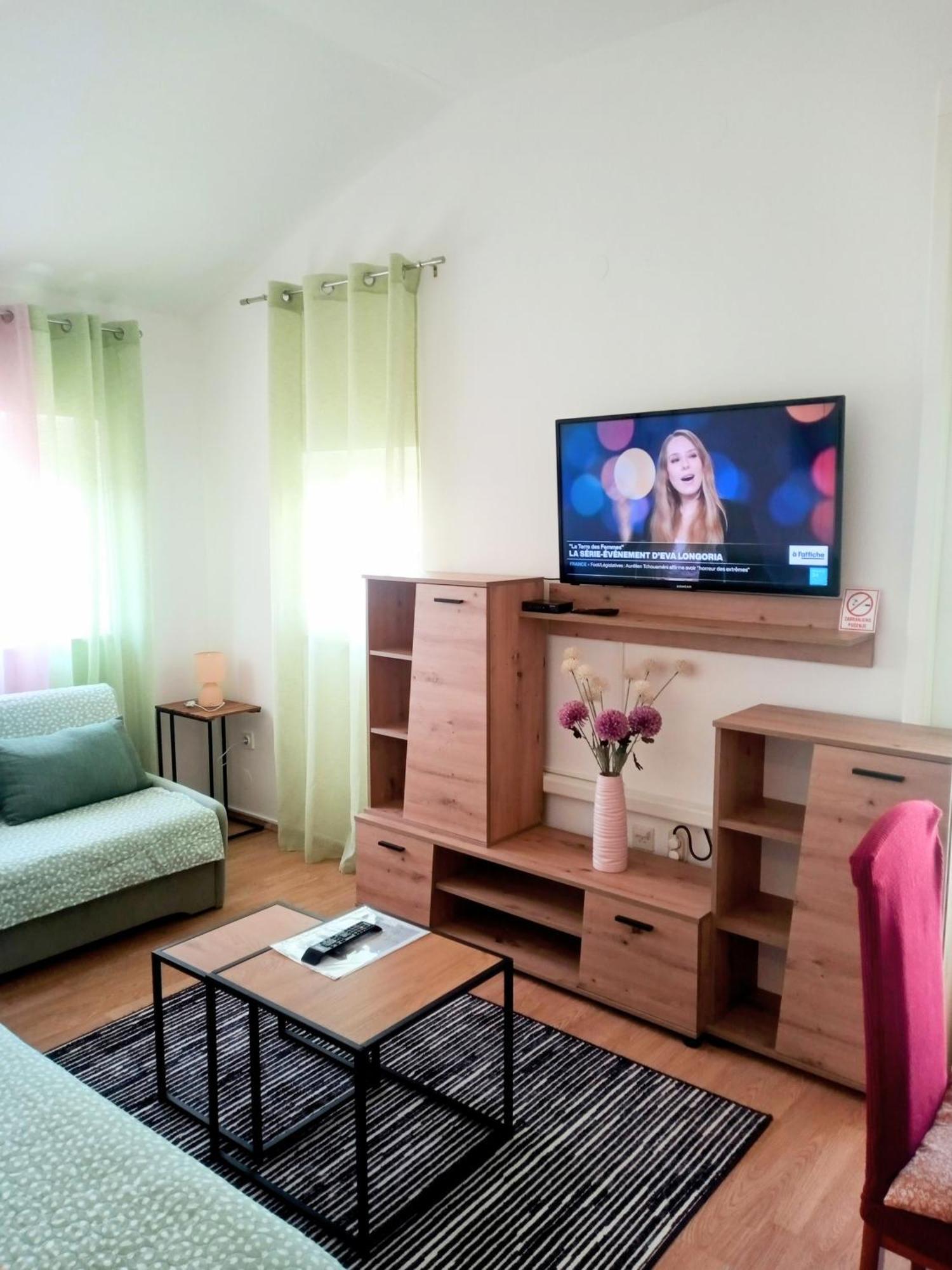 Apartmani Alma Pula Extérieur photo