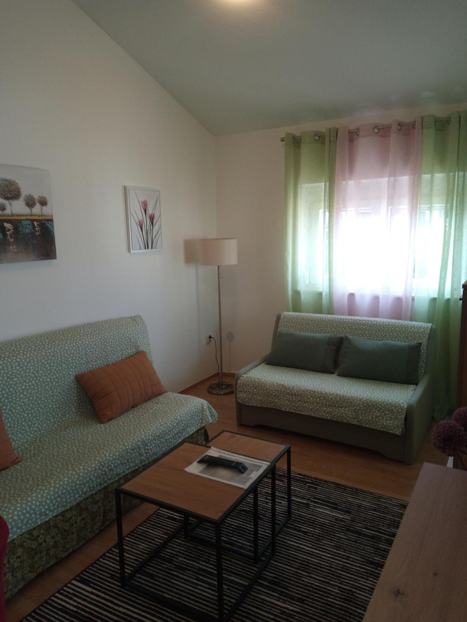 Apartmani Alma Pula Extérieur photo