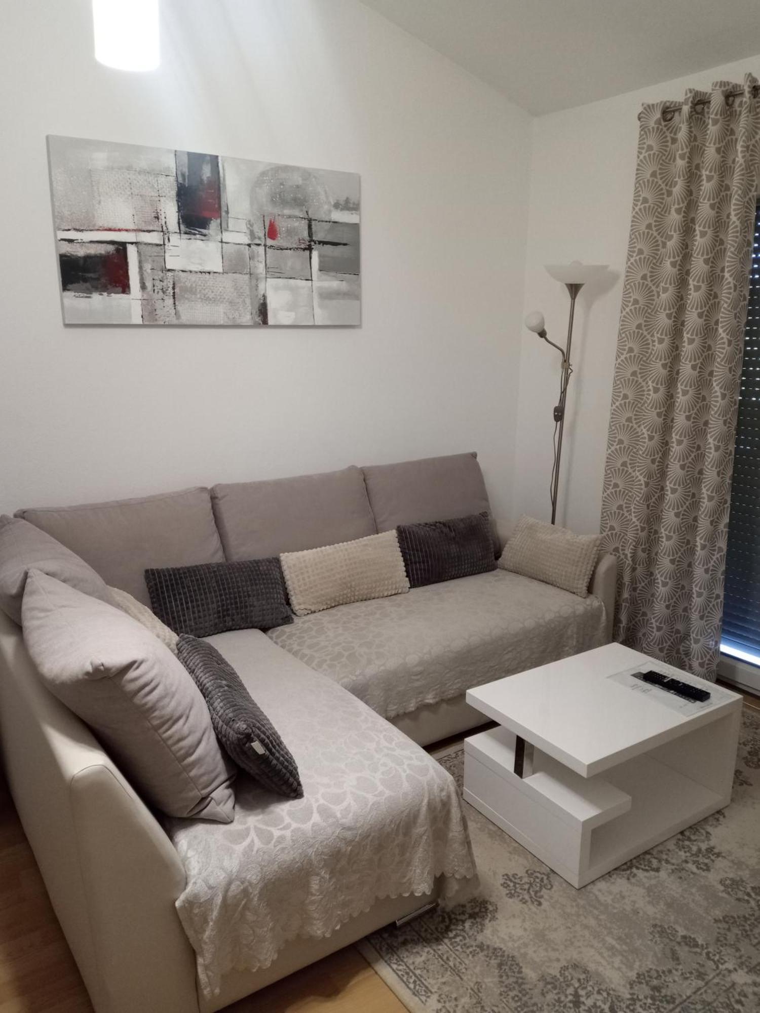 Apartmani Alma Pula Extérieur photo